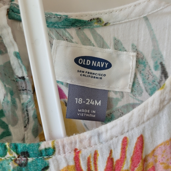 Old Navy Floral Dress and Smocked Playsuit Bundle Baby Girl 18-24 Months - Picture 8 of 15